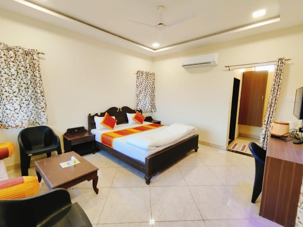 Moonlight Nature Resort & Swimming Pool Jaisalmer Eksteriør billede